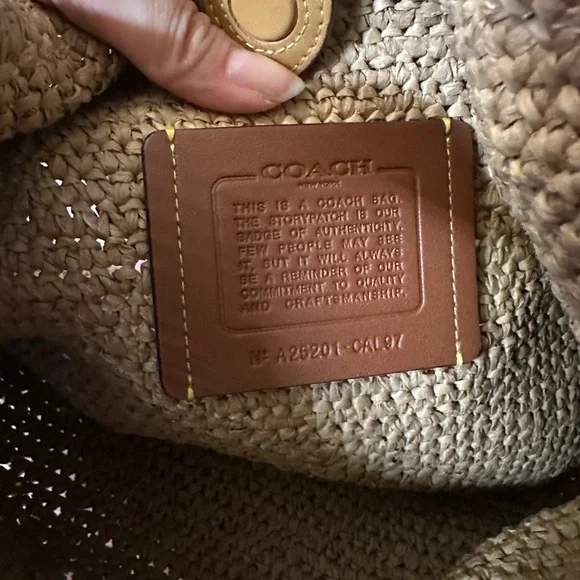 Coach Brooklyn 28 Straw - Picture 4 of 6